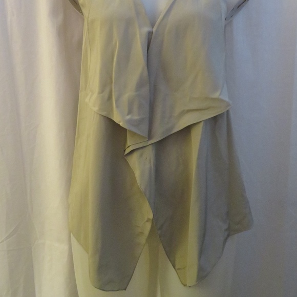 WOMENS ALLDRESSEDUP GRAY SLEEVELESS BLOUSE SZ S - Picture 3 of 5